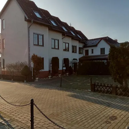 酒店 Schulze 奥拉宁鲍姆